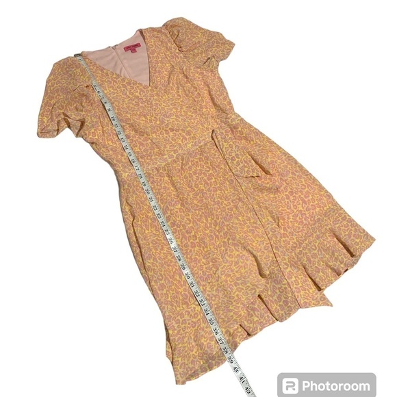 Betsey Johnson Call of the Wild Leopard Print Faux Wrap Dress Short Sleeve Sz 14 - Picture 5 of 7